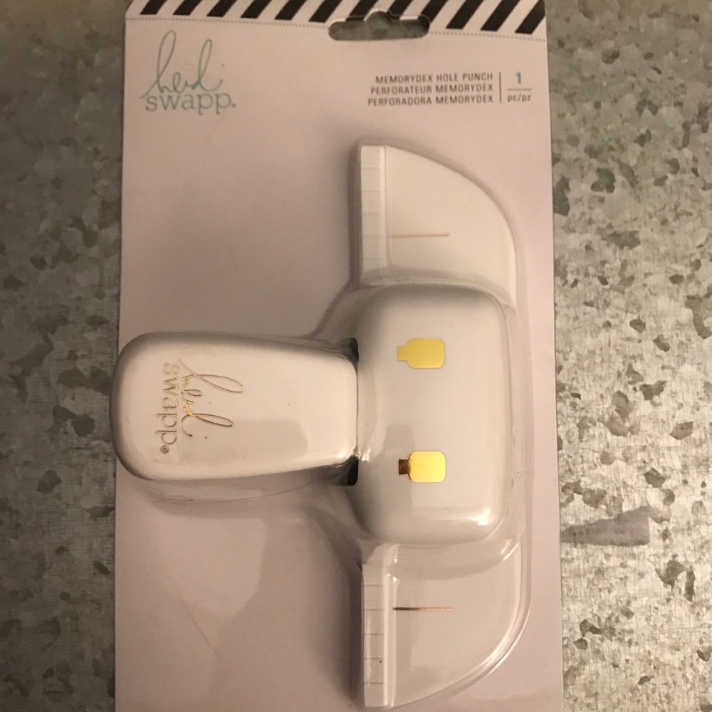 Heidi Swapp MemoryDex Hole Slot Punch or Rolodex
